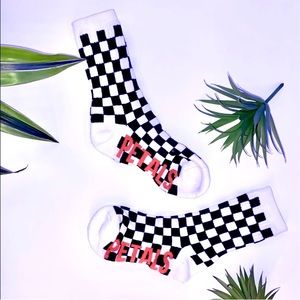 Petals Checkered Black and White Socks